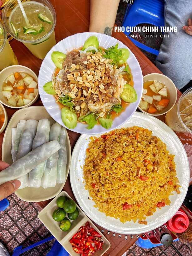 Hanoi: Private Motorbike Tour with Highlight Local Food - Key things to know before you book