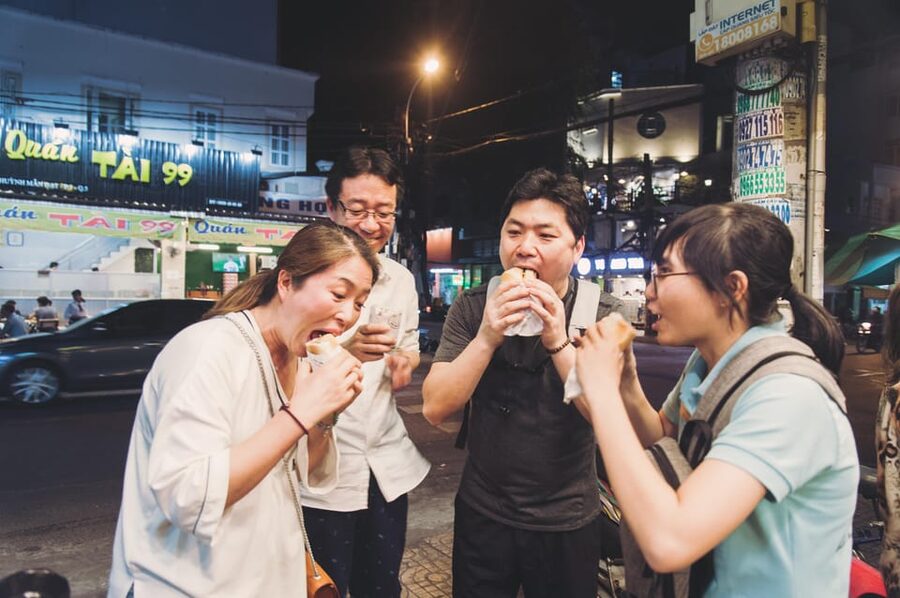 HCMC: Female Rider: Saigon Motorbike Adventures - What the food stops tell you about Vietnam