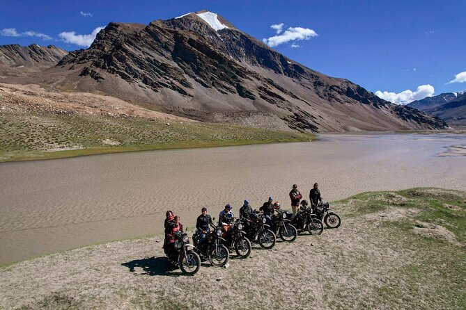 Himalayas: 11 Day Motorbike Expedition To Ladakh (North India) - Days 1 and 2: Delhi, the overnight bus and arrival near Manali