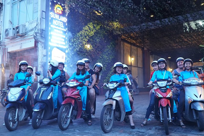 Ho Chi Minh Night Tour by Motorbikes with Female Rider | KissTour - Ho Thi Ky Flower Market after dark