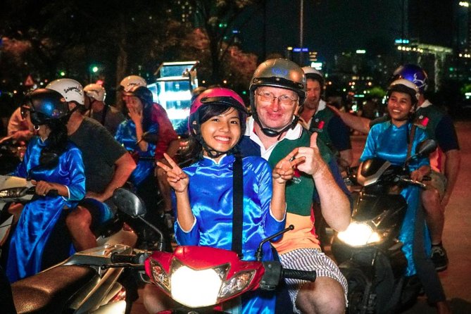 Ho Chi Minh Night Tour by Motorbikes with Female Rider | KissTour - Guides who make the difference
