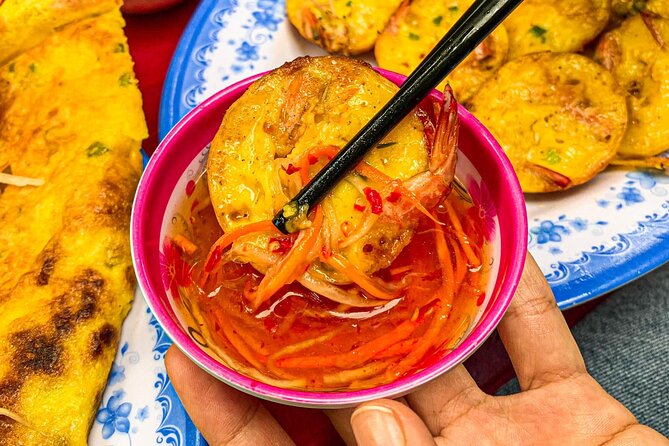Ho Chi Minh Street Food Tour By Motorbike (Unique & Authentic) - Stop one: Chuoi nep nuong and District 3