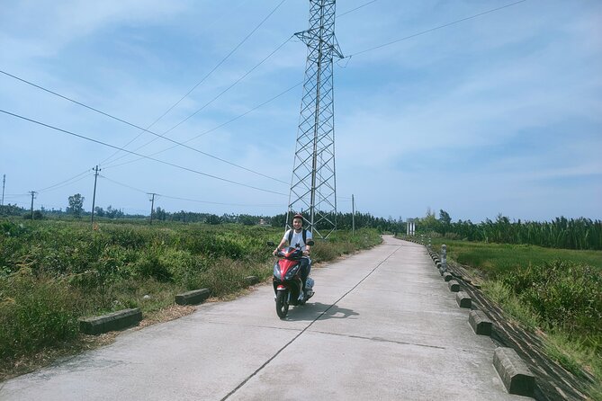 Hoi An Countryside Discovery Tour By Motorbike - Local food - Making rice paper from a local tradition