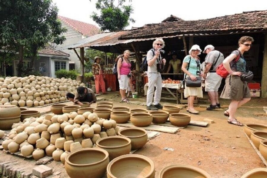 Hoi An: Half-Day Countryside Tour by Motorbike - The boat temple and traditional sleeping mats
