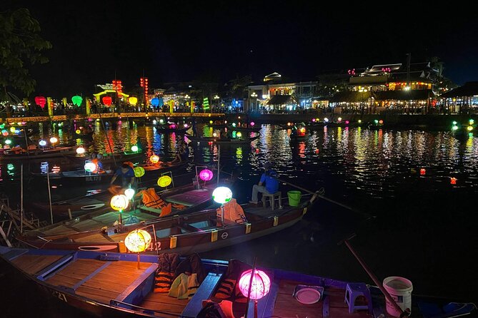 Hoi An Night Food Tour Motorbike & Lantern Cruise by Lady Rider - The riverside walk and return ride