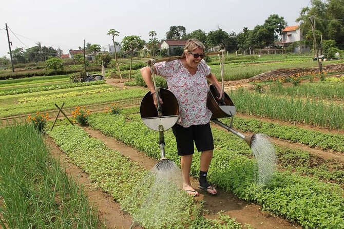 Hoi An Private Half-Day Motorbike Tour to Countryside Village - Try rice-paper making with a local family