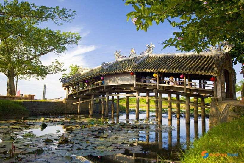 Hue City Motorbike Tour to Countryside, Pagoda & Royal Tombs - Thanh Toan Bridge and the farming museum