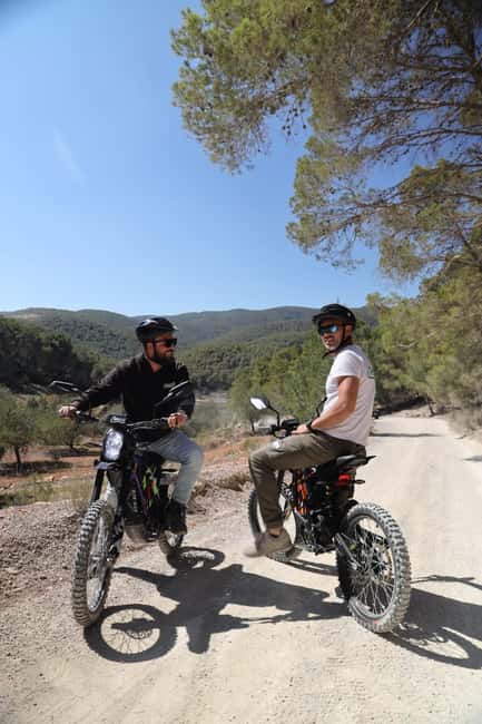 Ibiza: Tour con moto cross eléctrica Surron - Scenic riding, views, and a second 45-minute break