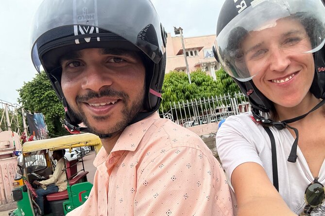Jaipur Full-Day Motorbike Tour for Solo Female Travelers - City Palace and Jantar Mantar carry the historical weight