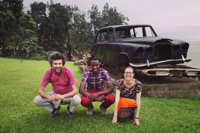 Kampala boda boda tours [motorbike tours]. - Finishing with food and crafts