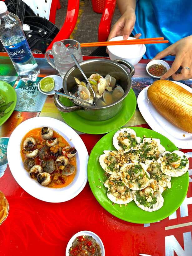 KISSTOUR | Motorbike Food Tour Female Drivers in Ho Chi Minh - Safety, Comfort, and the Scooter Question