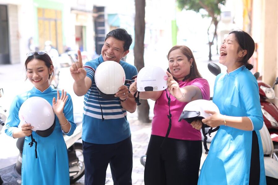 KISSTOUR | Motorbike Vegan Food Tour in Ho Chi Minh - What the four-hour schedule feels like