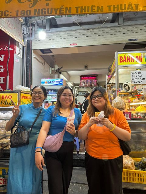 KISSTOUR| Saigon By Night & Street Food Tour on Motorbike - Street food stops with more than one familiar dish