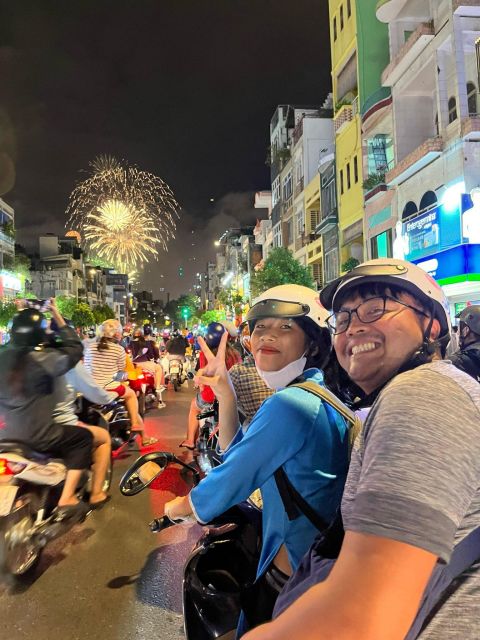 KISSTOUR| Saigon By Night & Street Food Tour on Motorbike - The first half: old apartments and local Saigon