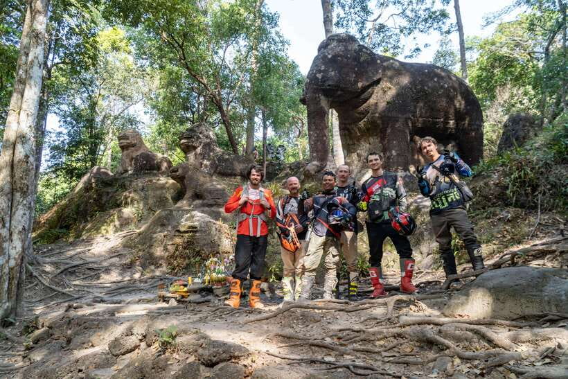 Krong Siem Reap: Kulen Mountain Trails Dirt Bike Adventure - Why this ride is different from a normal Kulen trip