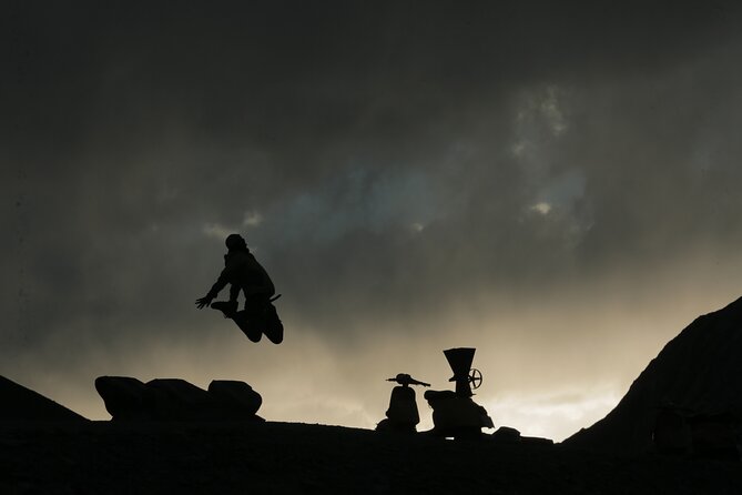 Leh Ladakh Motorcycle Tour - 7 Days Of Ultimate Thrill - Day 3: Khardung La and the first real ride