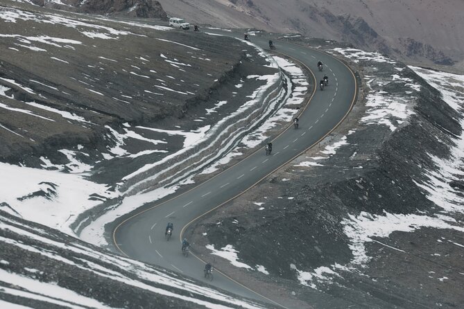 Leh Ladakh Motorcycle Tour - 7 Days Of Ultimate Thrill - Day 2: Sham Valley sights and the Indus-Zanskar meeting point