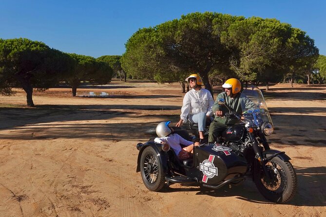 Lisbon Half-Day Handpicked - Private Vintage Sidecar Experience - São Vicente de Fora and the National Pantheon