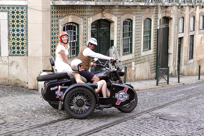 Lisbon Historic - Private Vintage Sidecar Tour - Praça do Comércio sets the tone