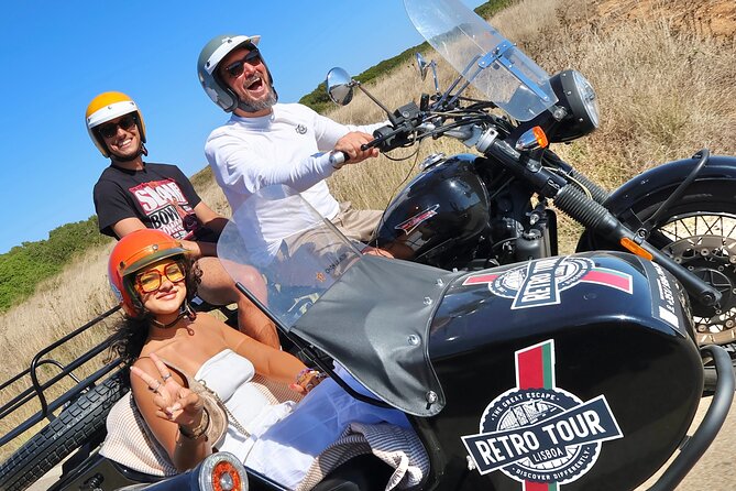 Lisbon - Private Vintage Sidecar Tour to Sesimbra's Coast - Sesimbra Castle and the Atlantic view