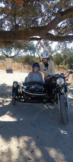Megalithic & Medieval Tour of Monsaraz in a Moto Sidecar - Monsaraz, from Castros to Templars
