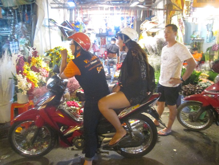 Midnight Street Food Tour In Saigon By Motorbike - Starting beside the Saigon River