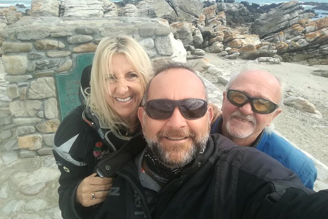 Motorbike adventures on a dual purpose motorbike in the Garden Route and Karoo. - Meeting at The Green Shed in Wilderness