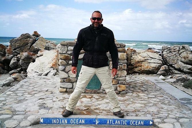 Motorbike adventures on a dual purpose motorbike in the Garden Route and Karoo. - Viewpoints that reward the slower pace