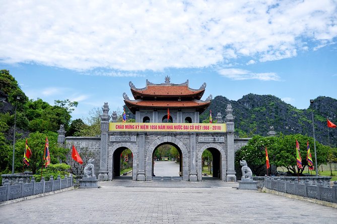 Motorbike Tour around Ninh Binh - What the guide adds to the day