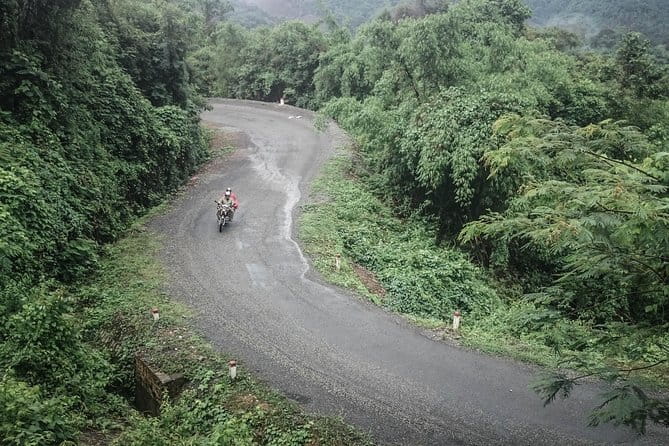 Motorbike tour from Dalat to Muine 2 days trip - What you pay for, and what you still need to budget