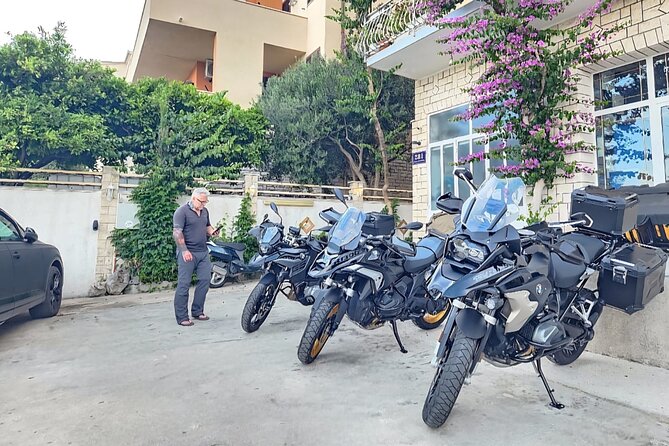 Motorcycle rental Trogir / BMW F850GS / Your own motorbike tour - Choosing between the BMW GS models