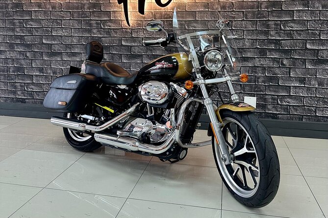 Motorcycle Rentals Cape Town - What comes with the motorcycle