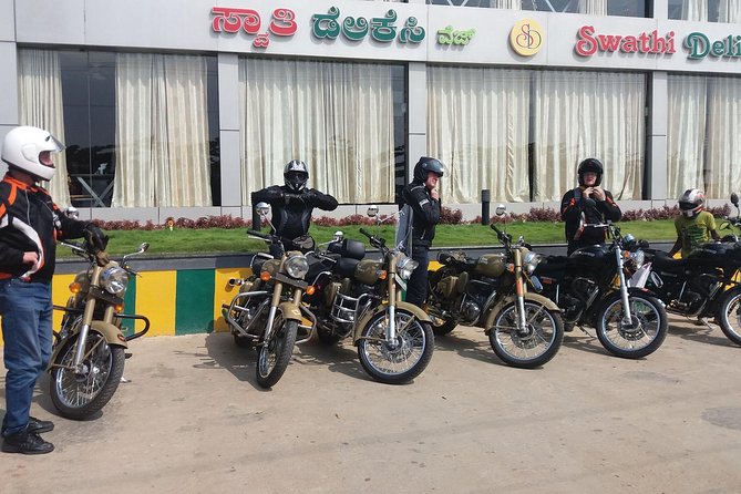 Motorcycle tour from Bangalore to Belur, Halebid & Shravanabelagola - Halebid and the former Hoysala capital