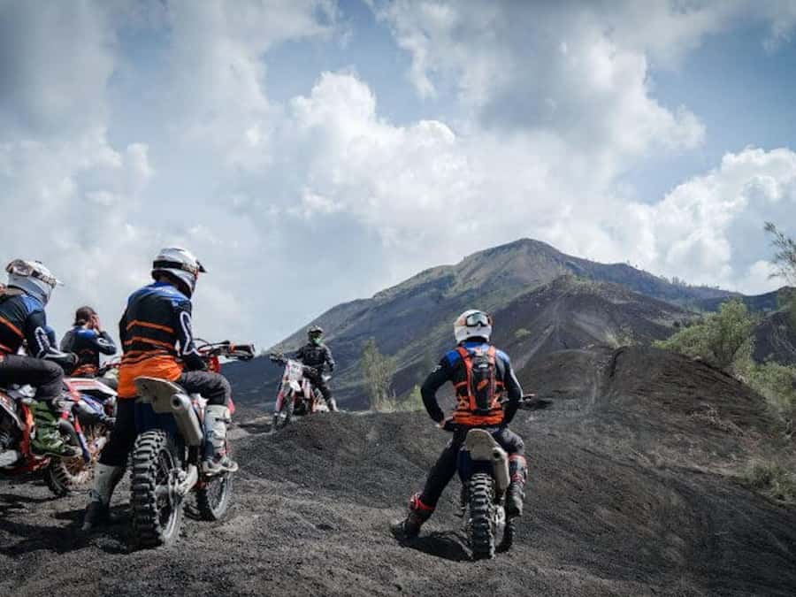Mount Batur: Sunrise Dirt Bike Trek with Trained Riders - The real Mount Batur experience: a ride, not a driving lesson