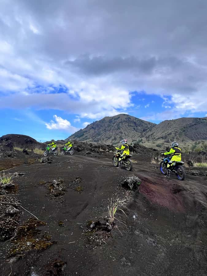 Mountain Batur Dirt Bike Adventure & Lunch - What the $154 Price Covers