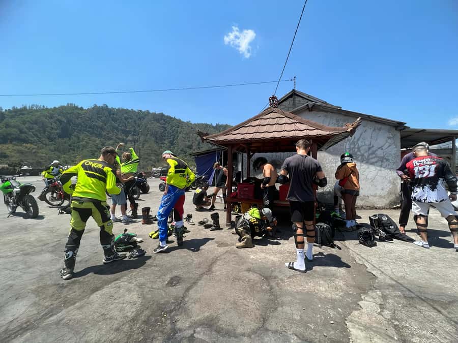 Mountain Batur Dirt Bike Adventure & Lunch - Should You Book the Mount Batur Dirt Bike Adventure?