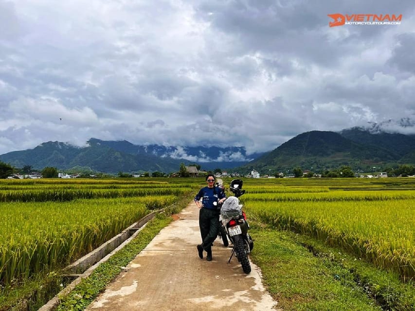 Ninh Binh : Countryside Tour by Motorcycle - Buffalow Riding - Who will enjoy this day most