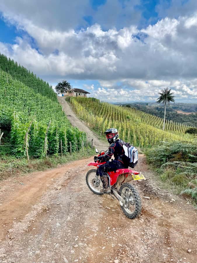 Off-road motorcycle adventure through the Medellín mountains - Three hours across Guarne’s mountain roads