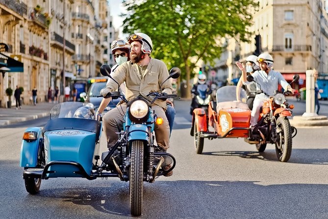 Paris Vintage Sidecar Tour – Emily in Paris highlights - Pont Alexandre III and the Eiffel Tower