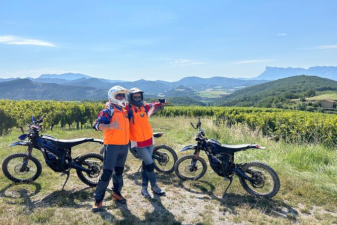 Private Electric Motorcycle Lessons in Drôme - Learning the all-terrain motorcycle