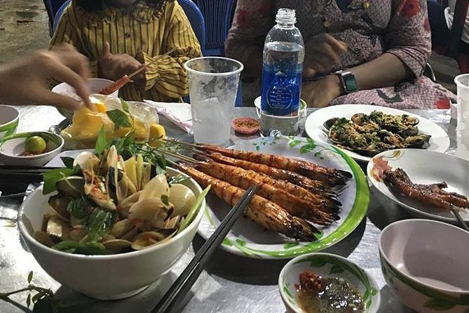 Private Saigon Street Food Tour with Motorbike - Why a motorbike is the right way to eat in Saigon