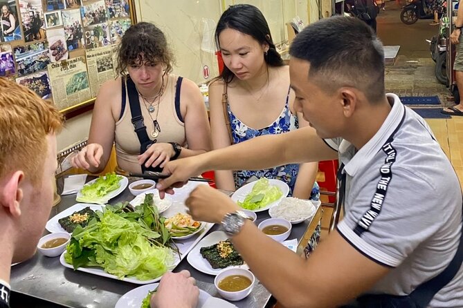 Private Saigon Ultimate Street Food & Motorbike Experience - Flower market and Vietnamese pizza in District 10