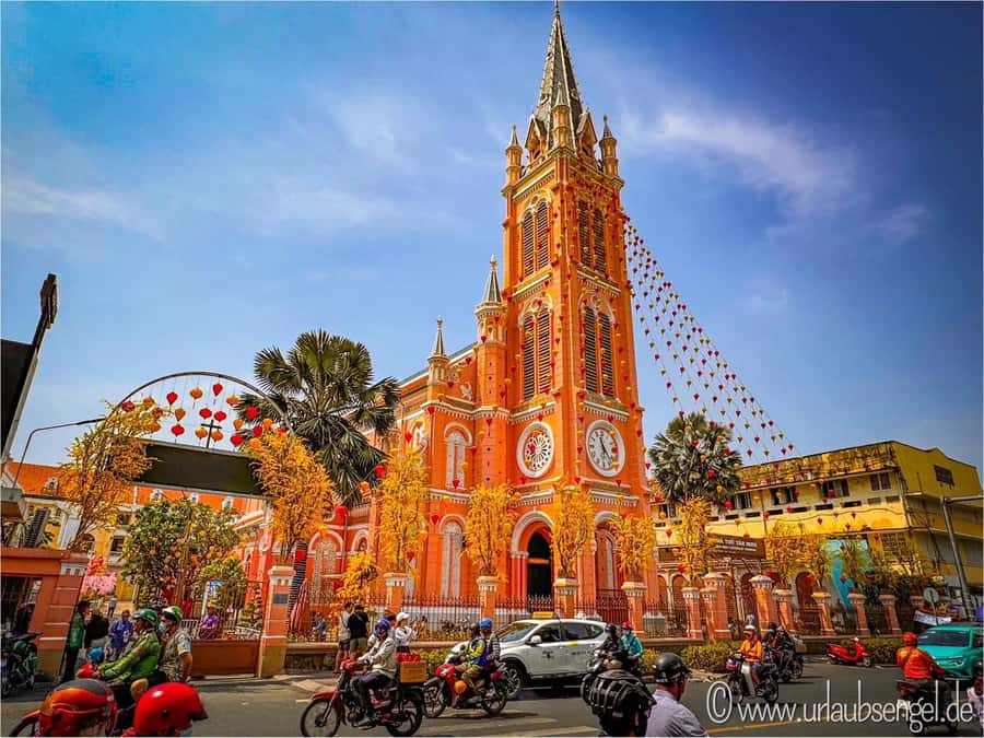 Private Tour: Visit 5 Districts In Ho Chi Minh By Motorbike - Is $34 a good price for four hours?