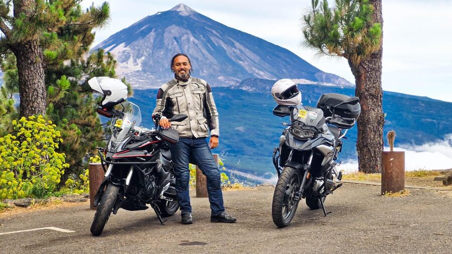 Puerto de la Cruz Motorbike tour through Teide National Park - Reaching Los Roques de García
