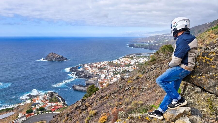Puerto de la Cruz Motorbike tour through Teide National Park - The café break and small comforts