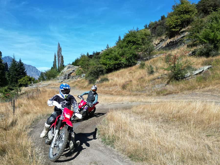 Queenstown: Dirt Bike Tour for Beginners - Full protective gear from helmet to MX boots