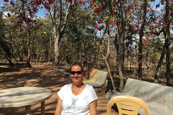 Raneh waterfall Khajuraho (motorcycle tour) - Meeting Rajendra and Aditya in Khajuraho