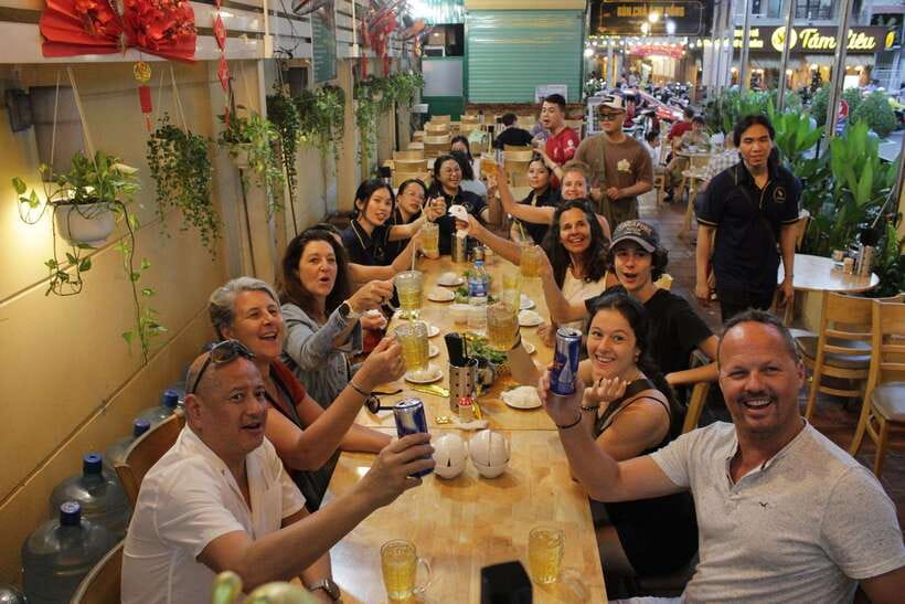 Saigon: Craft Beer & Local Food Experience Tour On Motorbike - Stop 5: A local bar and Saigon’s craft beer scene