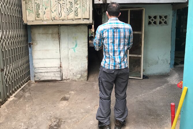 Saigon Slum tour and Saigon Chillspots by motorbike/ Aodai rider - Guides, Conversation, and What Makes the Ride Work