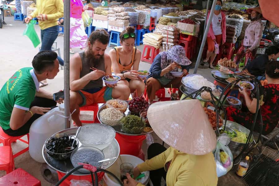 Saigon Unseen: Culture, Coffee, & Hidden Gems Motorbike Tour - Ten Thousand Buddhas Monastery